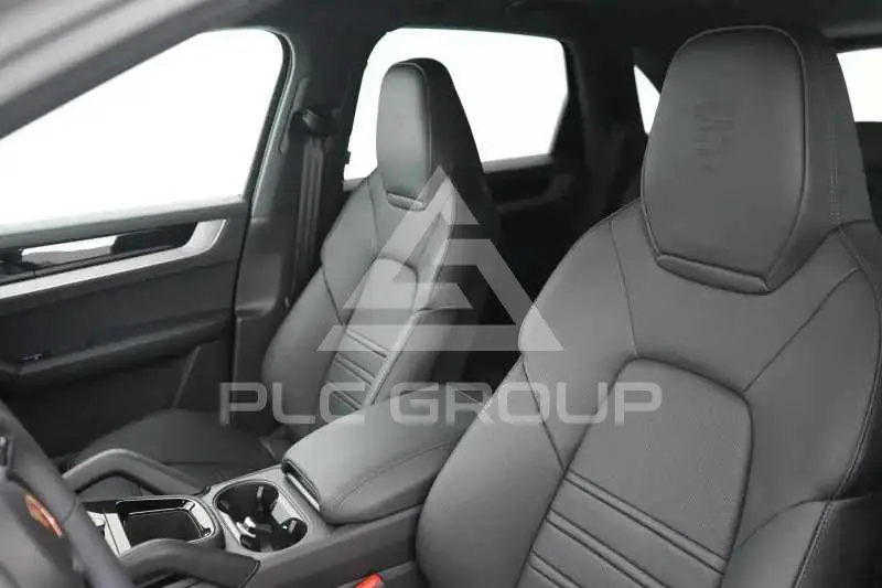 2025 Porsche Cayenne