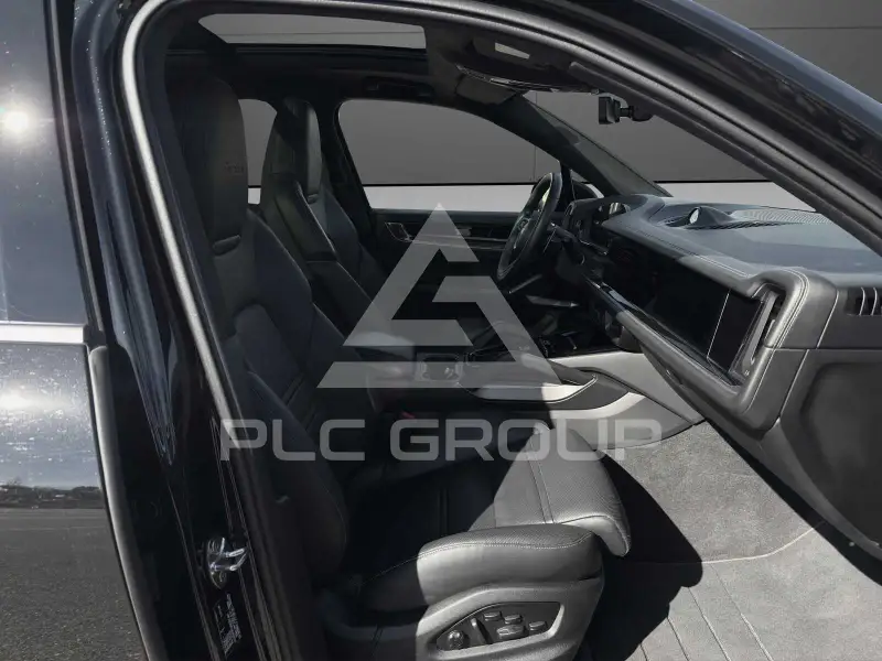 2025 Porsche Cayenne