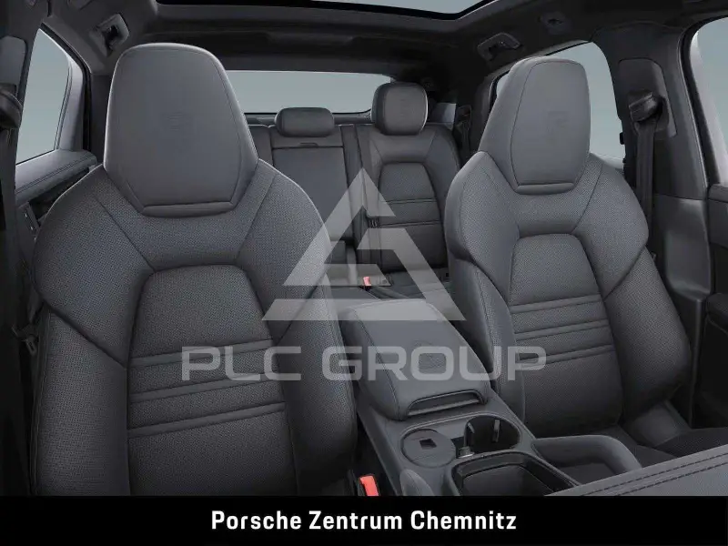 2025 Porsche Cayenne