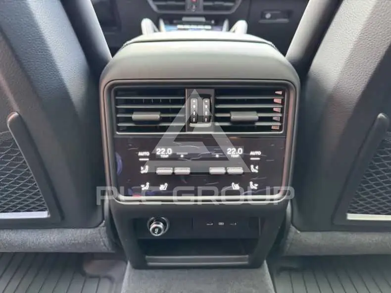 2025 Porsche Cayenne