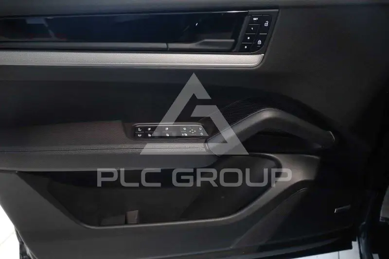 2025 Porsche Cayenne
