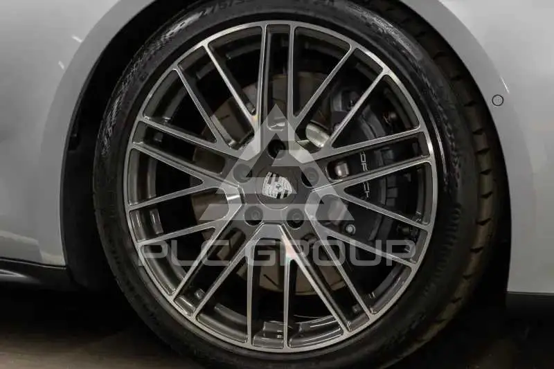 2025 Porsche Panamera