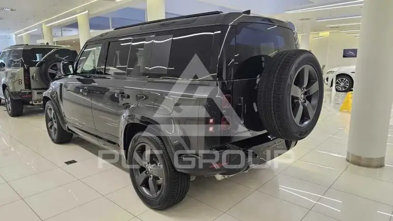 2025 Land Rover DEFENDER