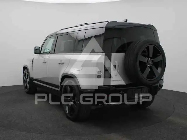 2025 Land Rover DEFENDER