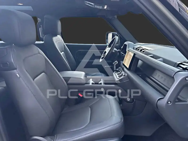2025 Land Rover DEFENDER