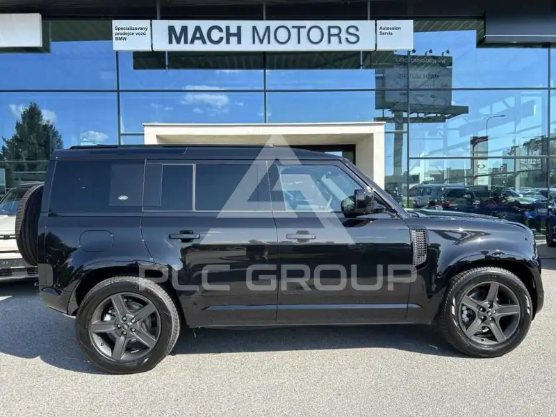 2025 Land Rover DEFENDER