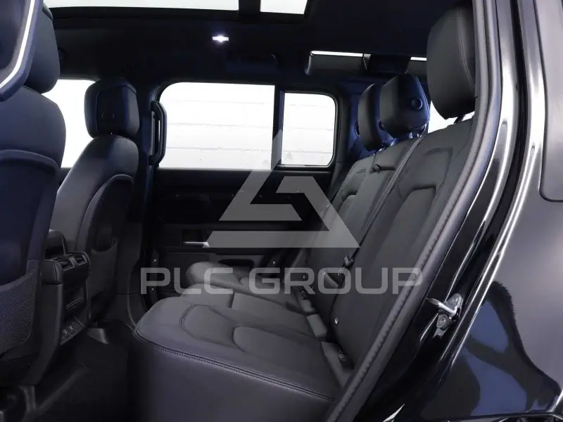 2025 Land Rover DEFENDER