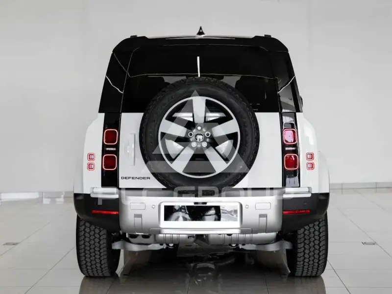 2025 Land Rover DEFENDER