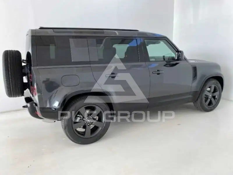 2025 Land Rover DEFENDER