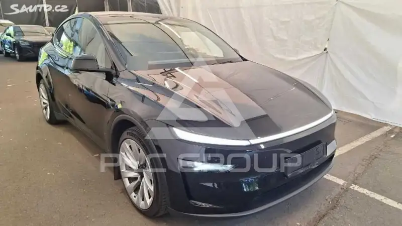 2025 Tesla Model Y