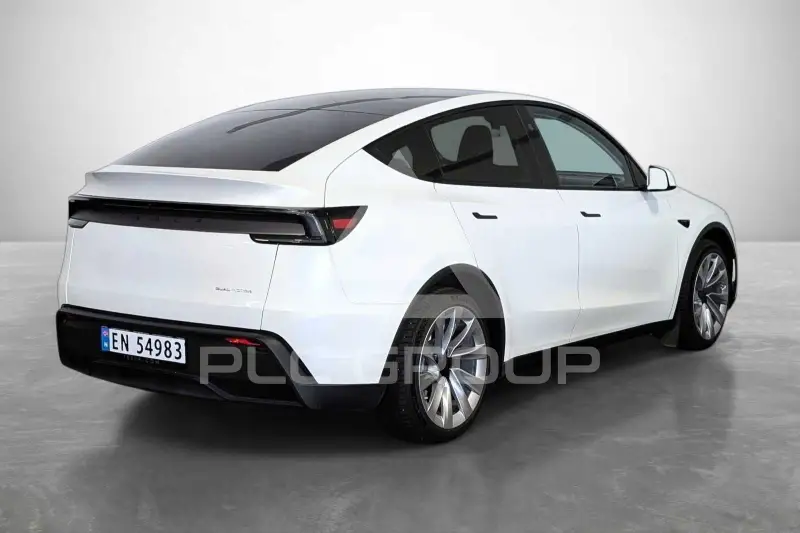 2025 Tesla Model Y