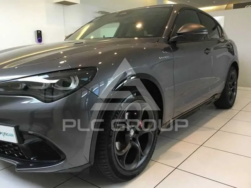 2025 Alfa Romeo Stelvio