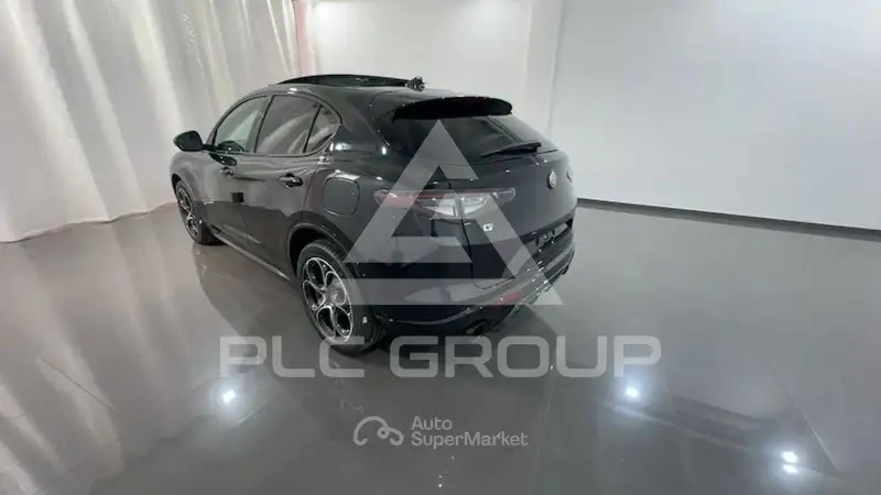 2025 Alfa Romeo Stelvio