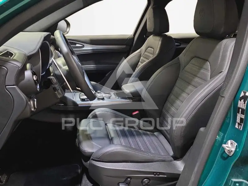 2025 Alfa Romeo Stelvio