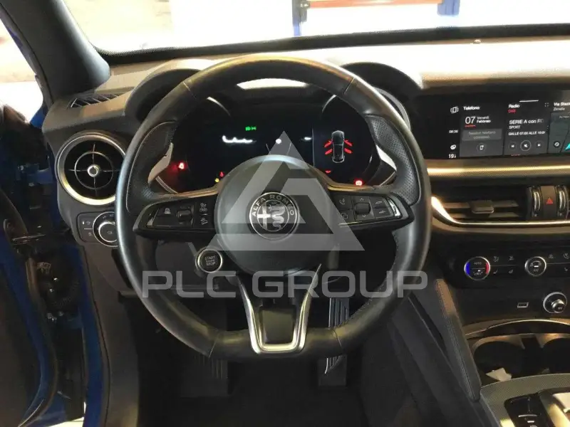 2025 Alfa Romeo Stelvio