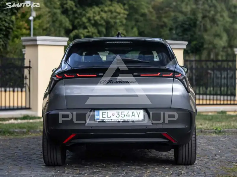 2025 Alfa Romeo Other
