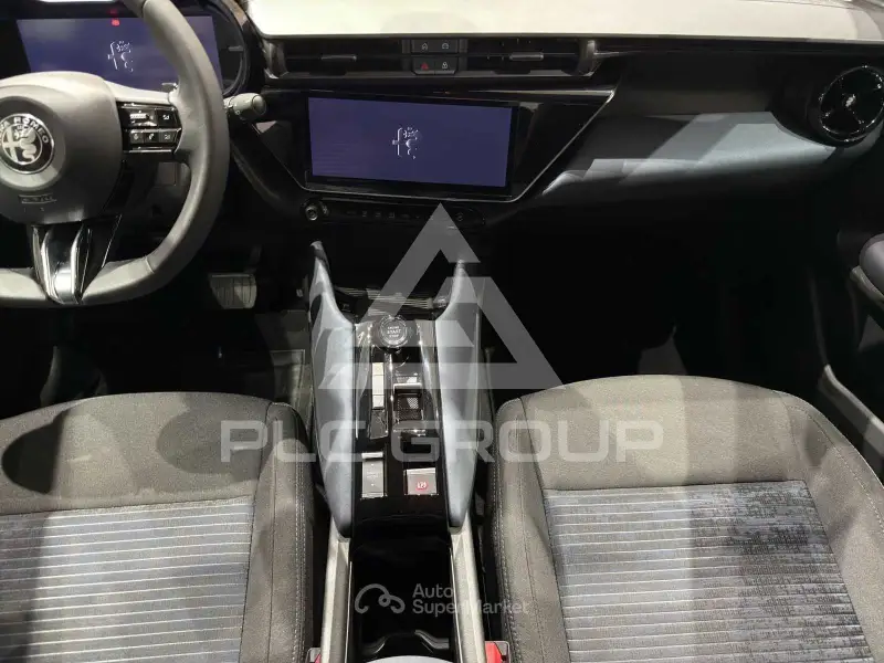 2025 Alfa Romeo Other