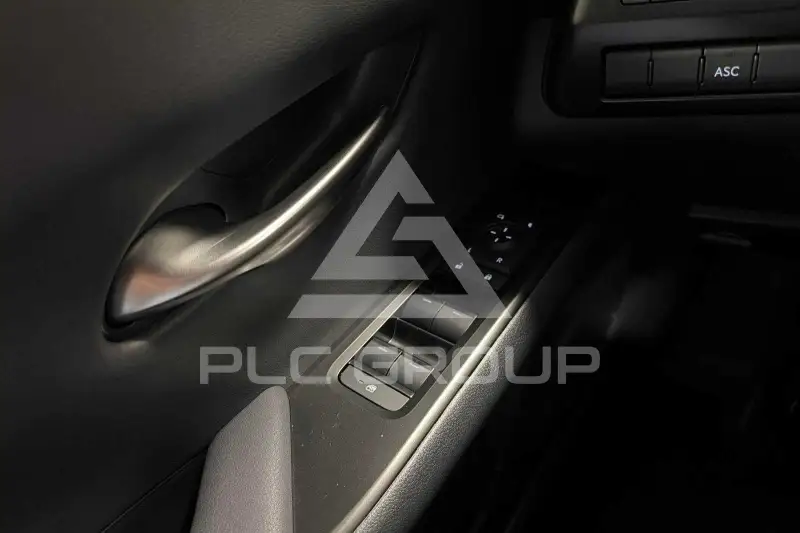 2025 Lexus UX