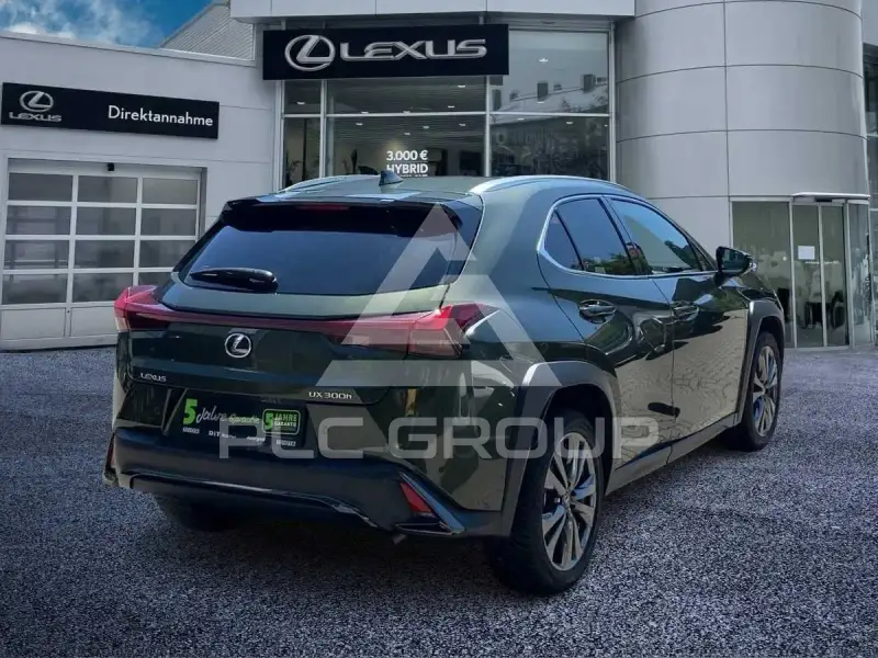 2025 Lexus UX