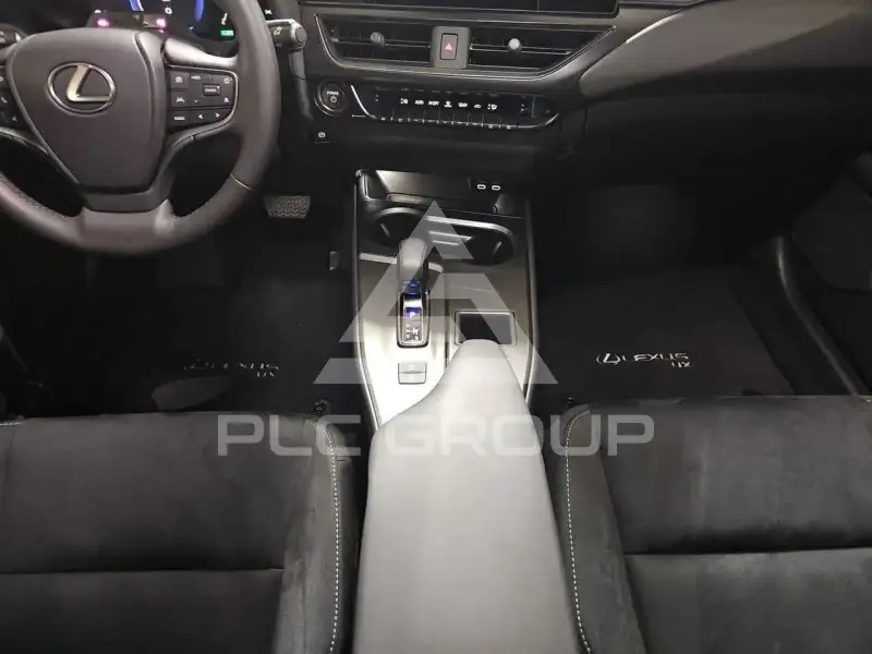 2025 Lexus UX