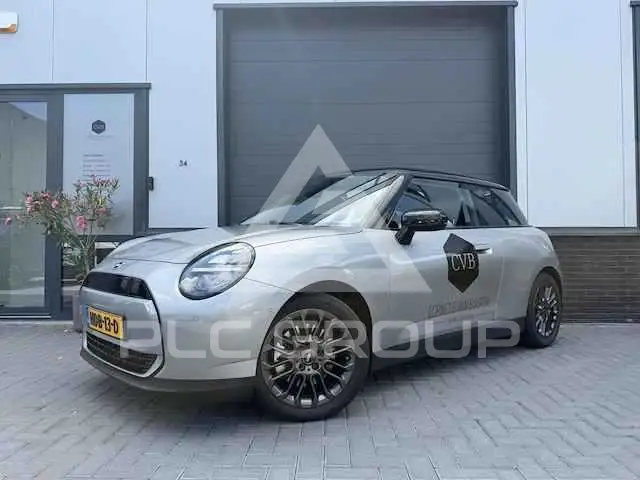 2025 Mini COOPER
