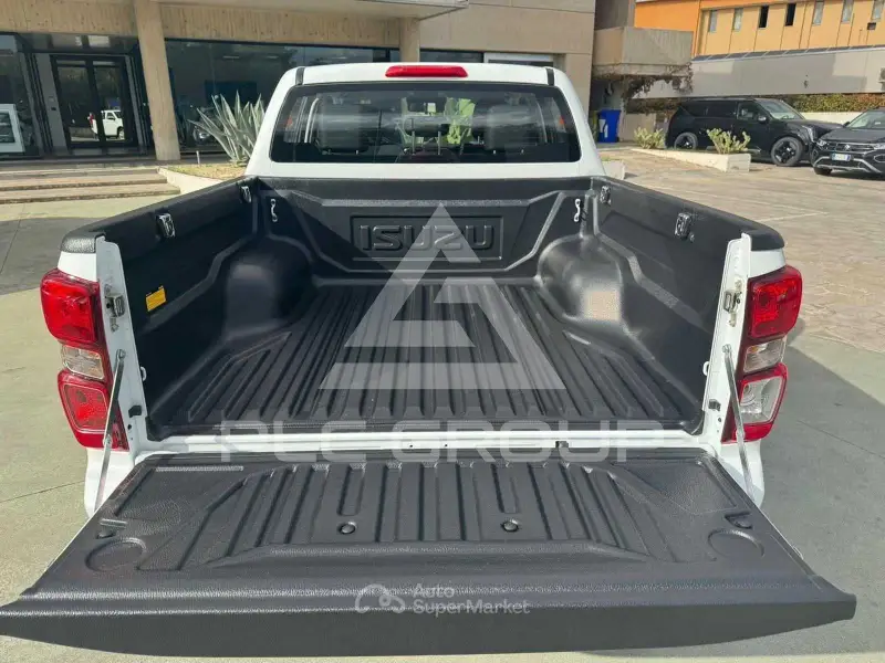 2025 Isuzu D-Max