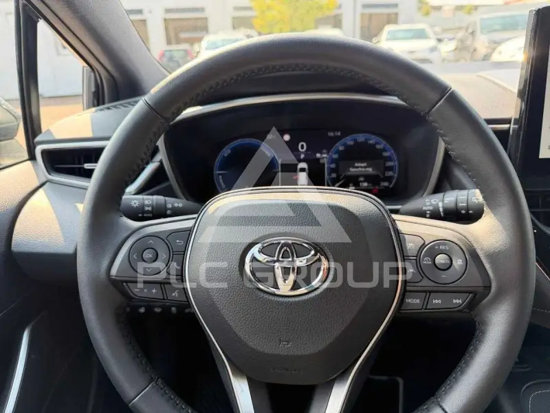 2025 Toyota COROLLA