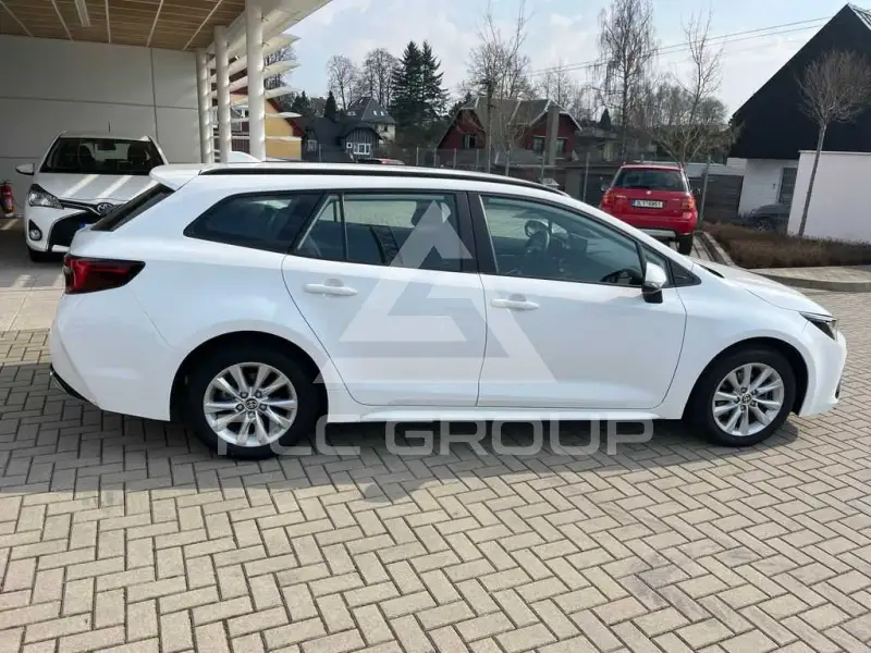 2025 Toyota COROLLA