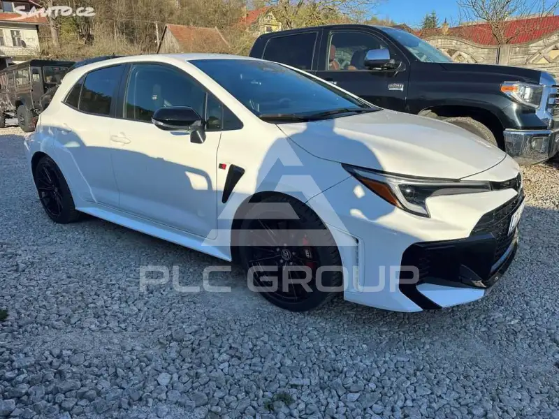 2025 Toyota COROLLA