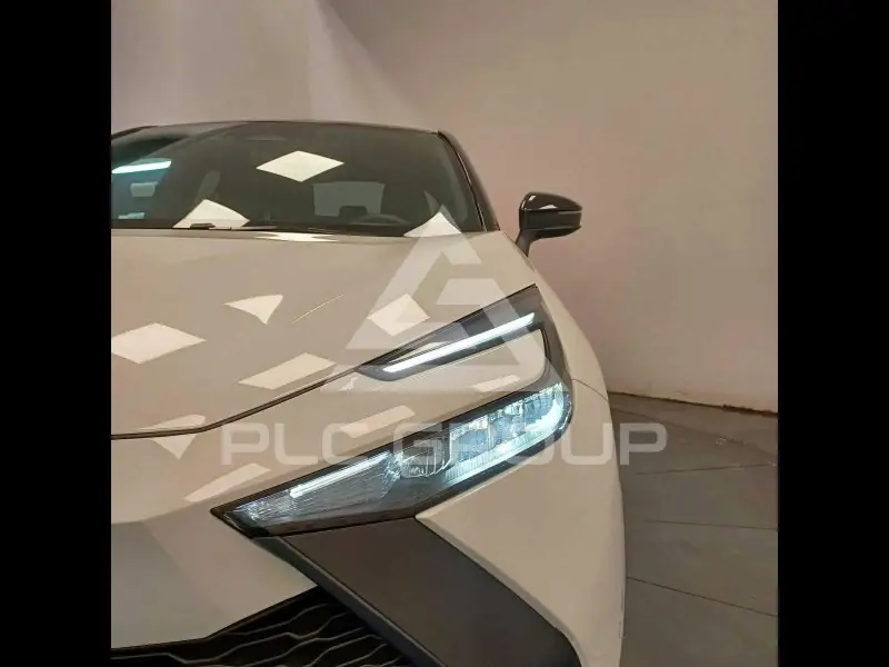 2025 Toyota C-HR