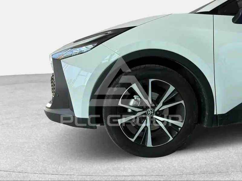 2025 Toyota C-HR