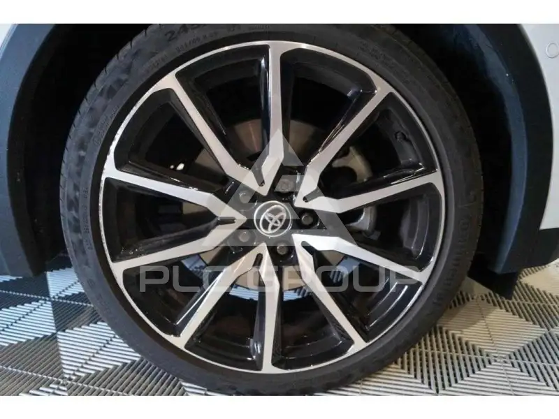 2025 Toyota C-HR