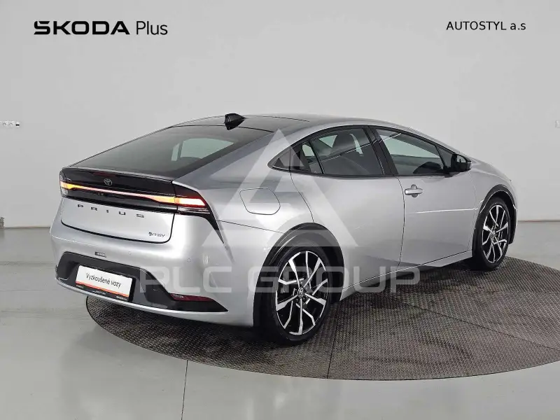 2025 Toyota PRIUS