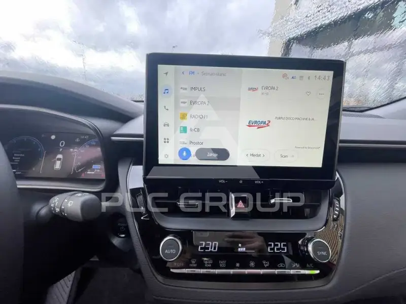 2025 Toyota COROLLA
