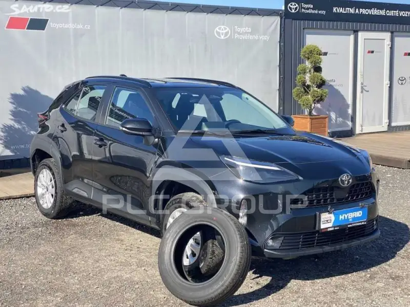 2025 Toyota YARIS