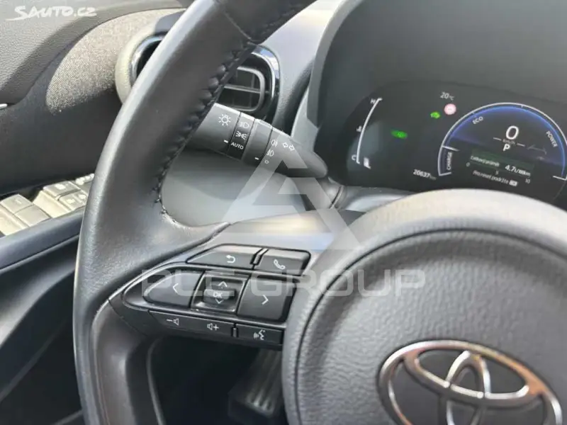 2025 Toyota YARIS