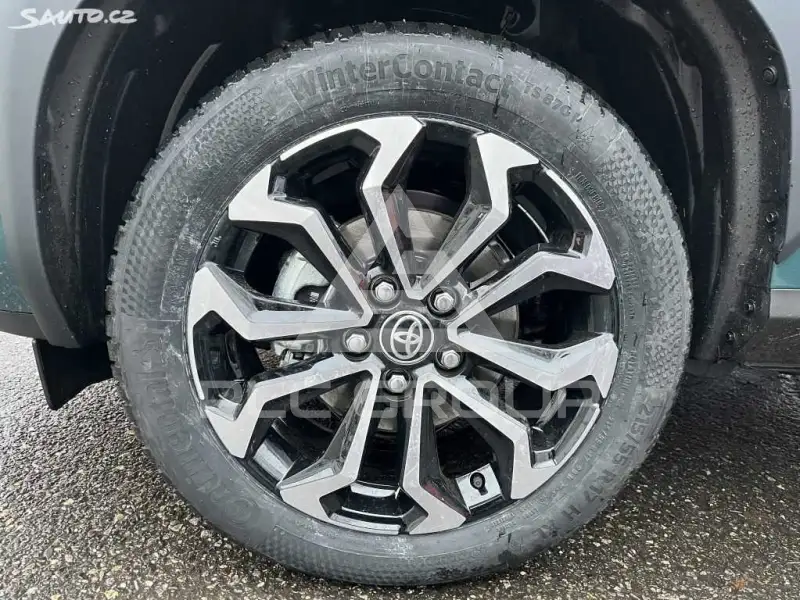 2025 Toyota YARIS