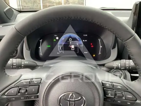 2025 Toyota YARIS