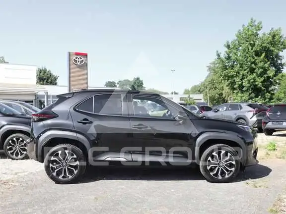 2025 Toyota YARIS