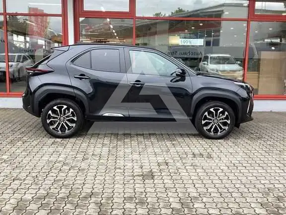 2025 Toyota YARIS