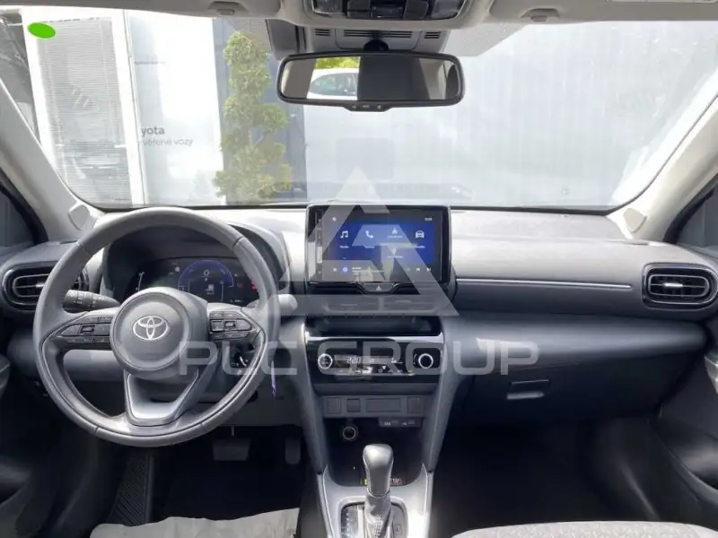 2025 Toyota YARIS
