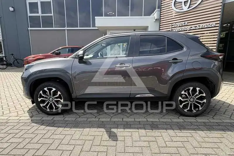 2025 Toyota YARIS