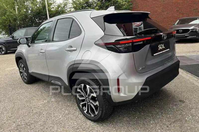2025 Toyota YARIS