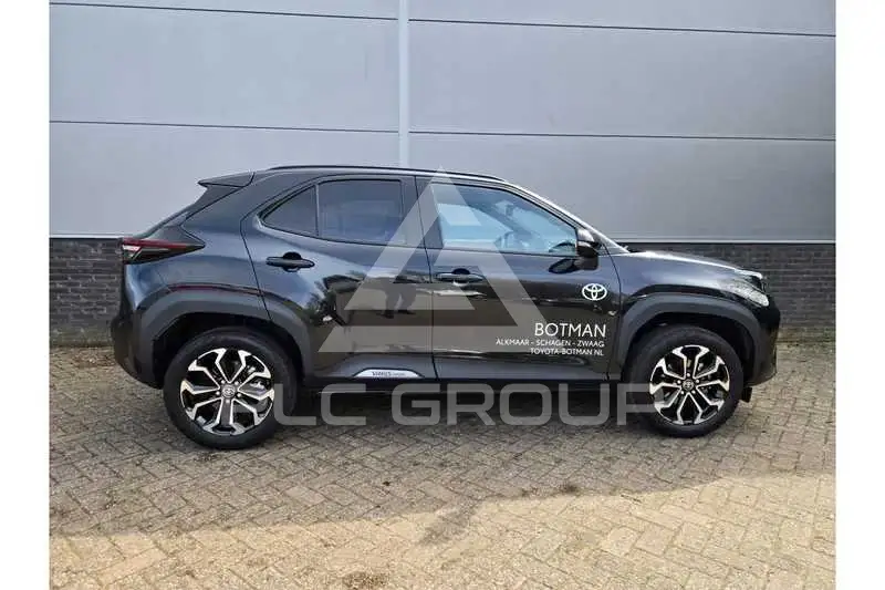 2025 Toyota YARIS