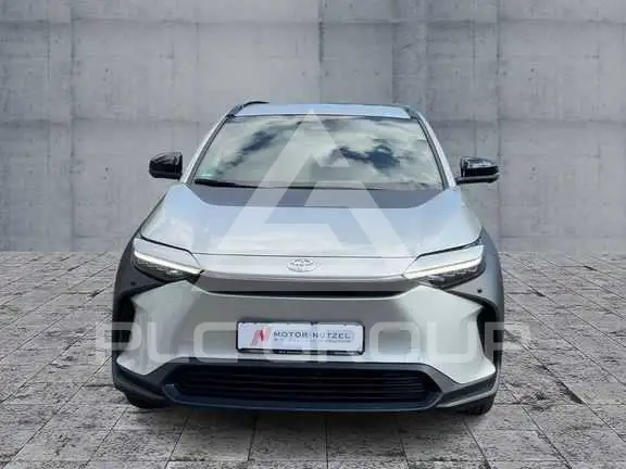 2025 Toyota bZ4X