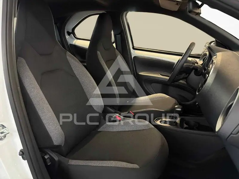2025 Toyota AYGO