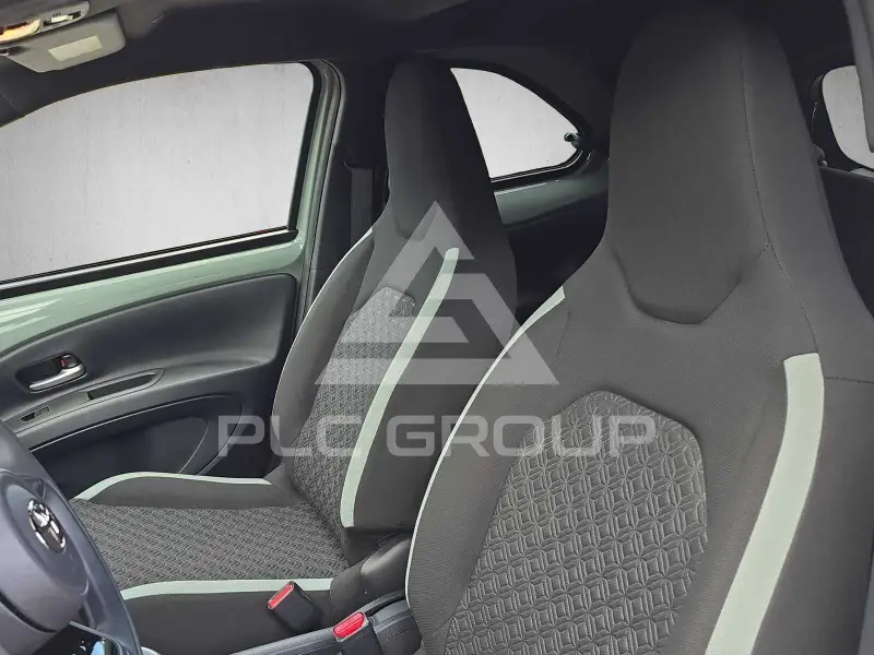 2025 Toyota AYGO