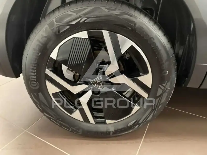 2025 Peugeot 2008
