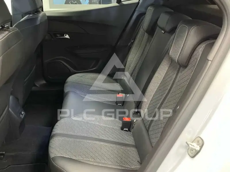 2025 Peugeot 2008