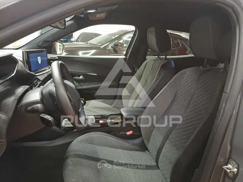 2025 Peugeot 2008